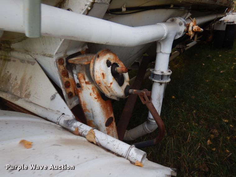 image for item JQ9289 1979 Transportation Equipment  pneumatic dry bulk trailer