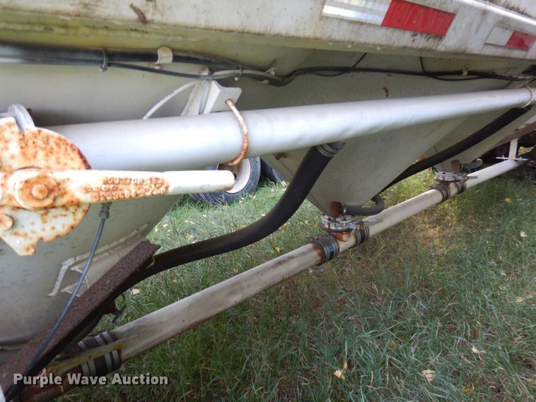 image for item JQ9289 1979 Transportation Equipment  pneumatic dry bulk trailer