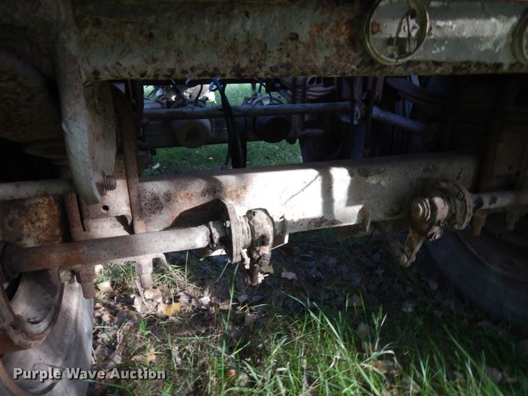 image for item JQ9290 1981 Trailmobile  pneumatic dry bulk trailer