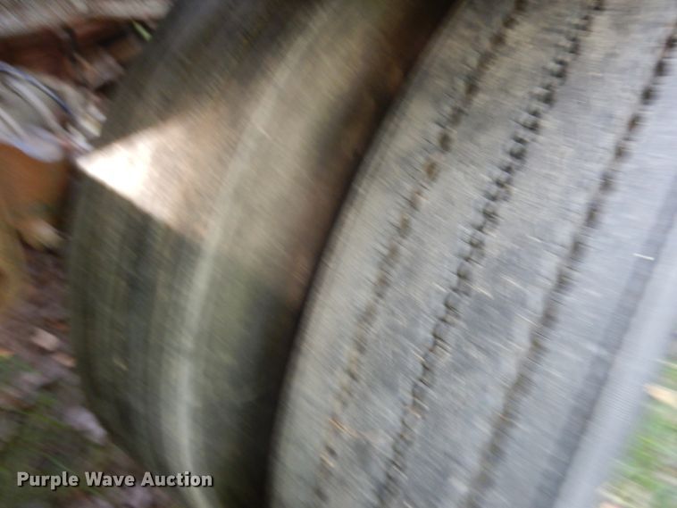 image for item JQ9290 1981 Trailmobile  pneumatic dry bulk trailer