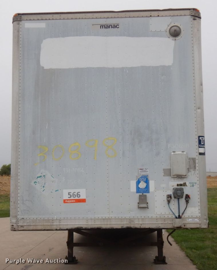 image for item JQ9348 2004 Manac 94253001  dry van trailer