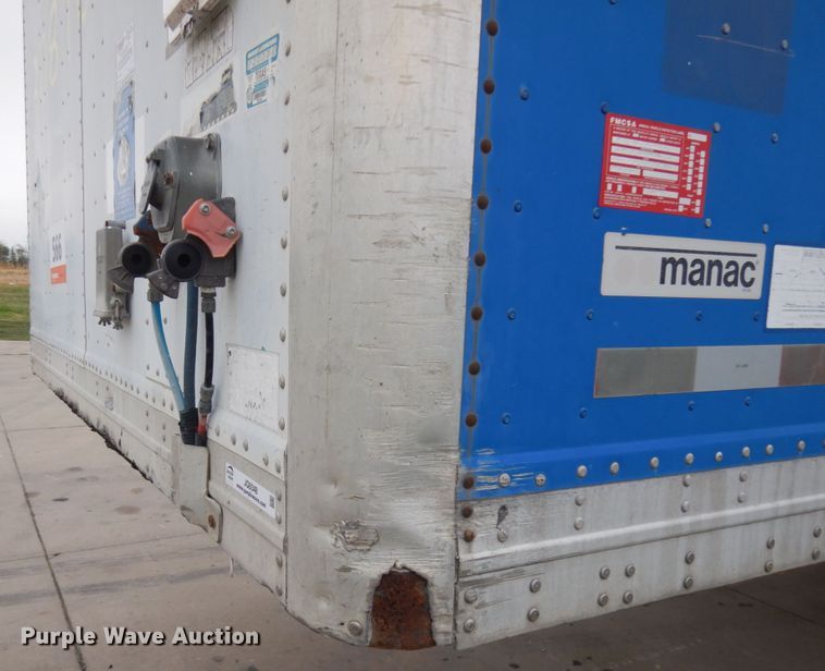 image for item JQ9348 2004 Manac 94253001  dry van trailer
