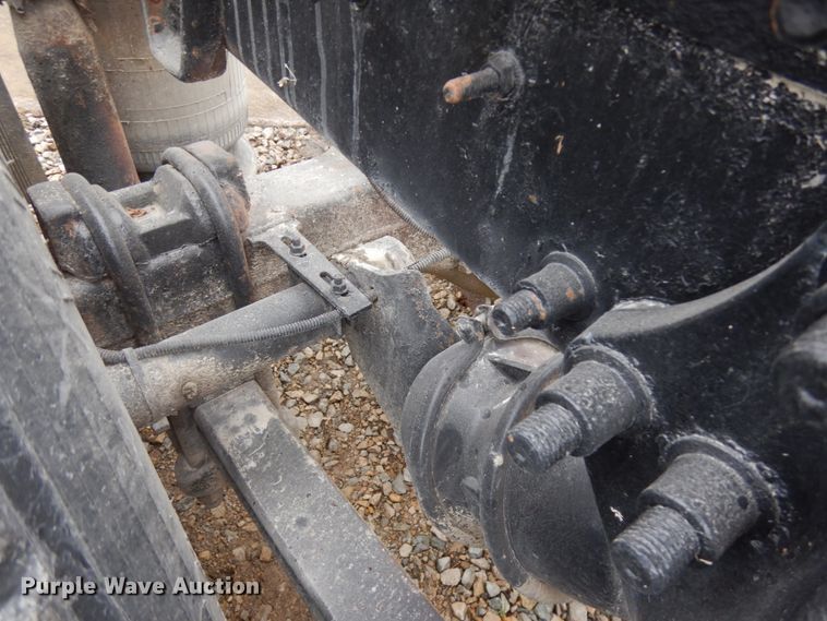 image for item JQ9350 1999 Sterling AT9513  truck cab and chassis