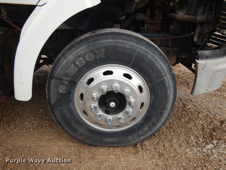 image for item JQ9350 1999 Sterling AT9513  truck cab and chassis