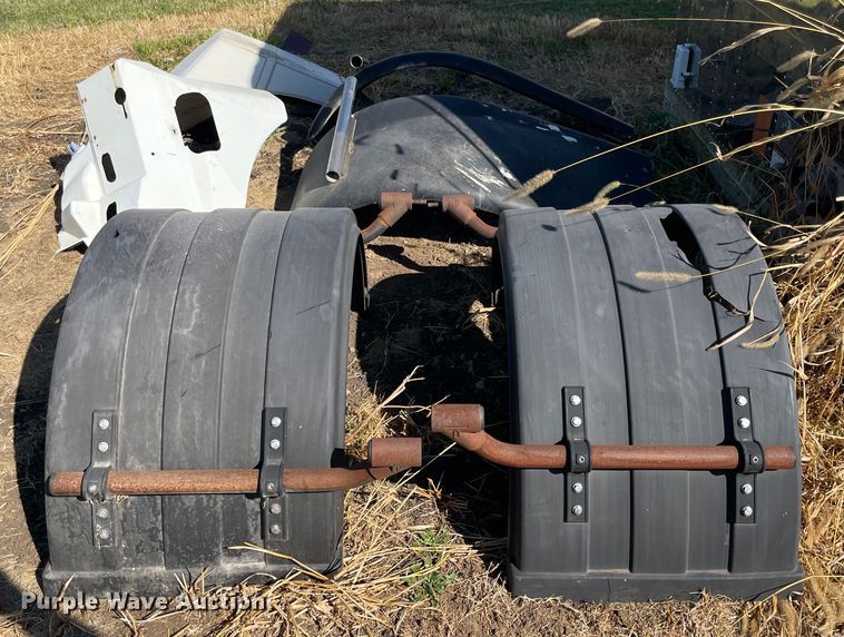 image for item JQ9457 Truck parts