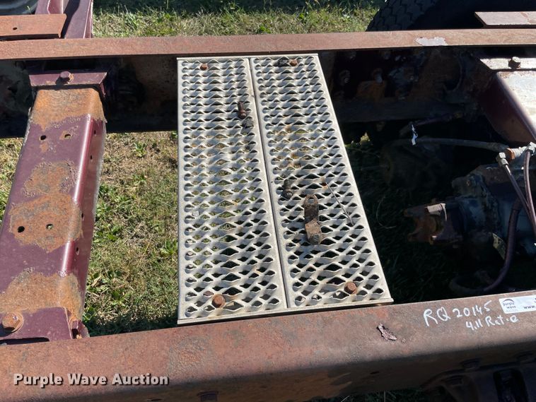 image for item JQ9469 Peterbilt  truck rear frame