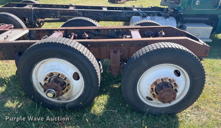 image for item JQ9469 Peterbilt  truck rear frame