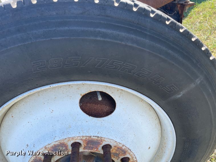 image for item JQ9469 Peterbilt  truck rear frame