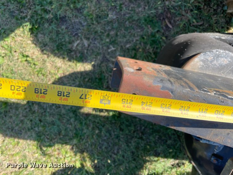 image for item JQ9470 1995 Peterbilt 379  truck cab and chassis