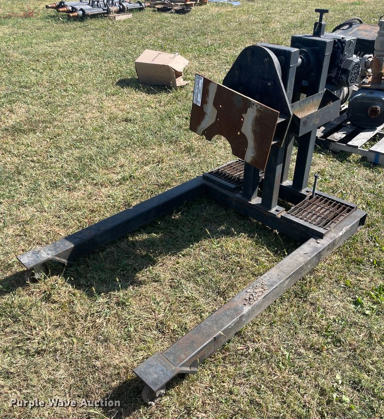 image for item JQ9471 Dresser 350A  engine stand