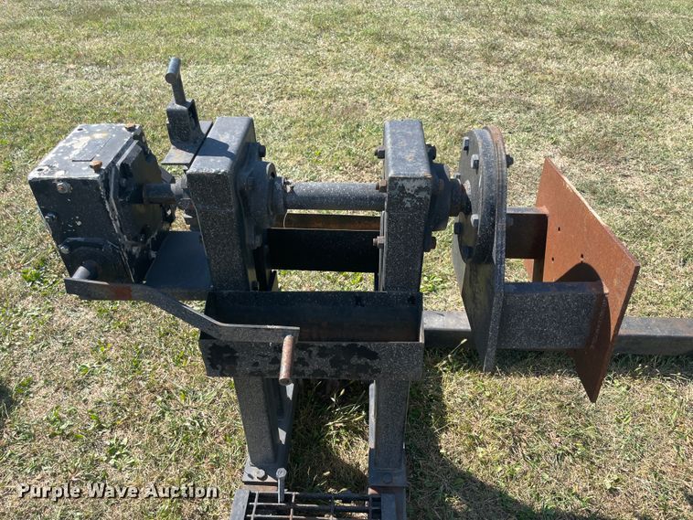 image for item JQ9471 Dresser 350A  engine stand