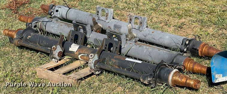 image for item JQ9481 (3) axles