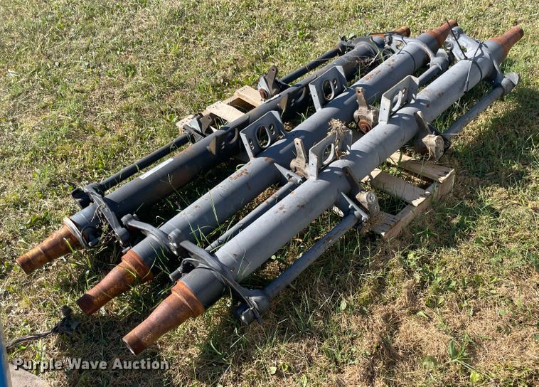 image for item JQ9481 (3) axles