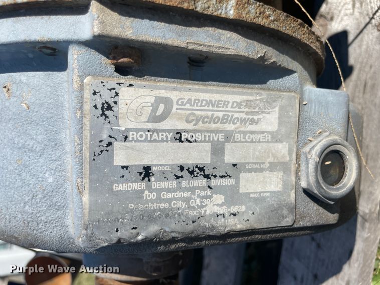 image for item JQ9483 Gardner Denver T5CDL9L  blower