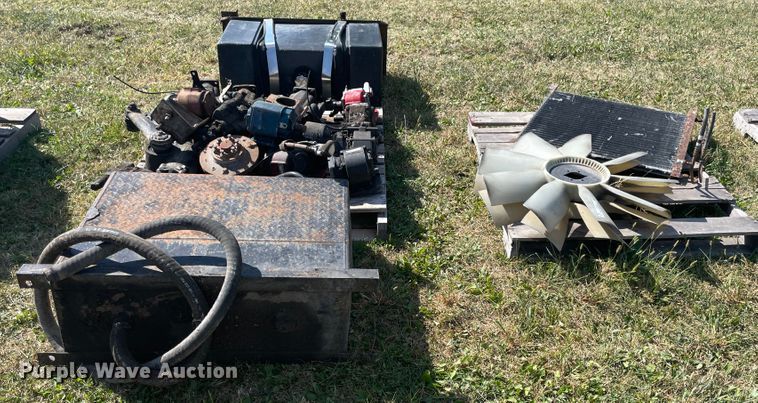 image for item JQ9484 Truck parts