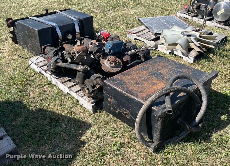 image for item JQ9484 Truck parts