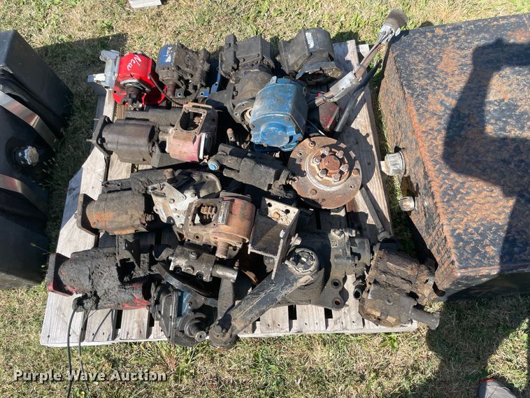 image for item JQ9484 Truck parts