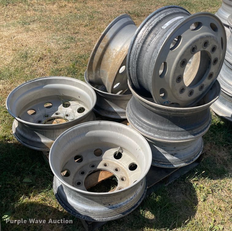 image for item JQ9498 (7) 24.5" wheels