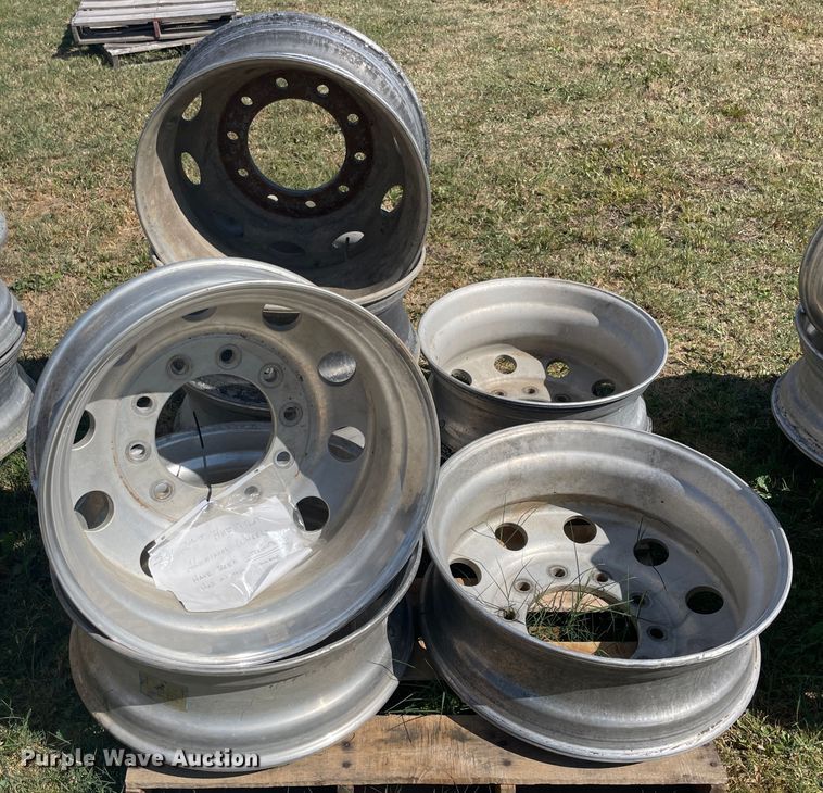 image for item JQ9498 (7) 24.5" wheels