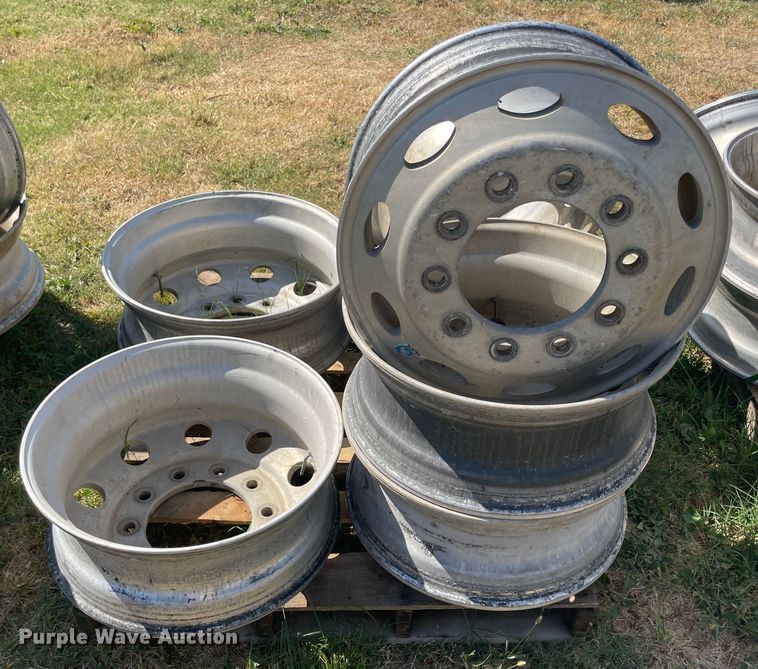 image for item JQ9498 (7) 24.5" wheels