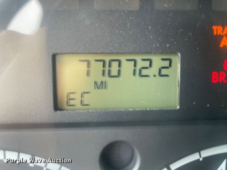 image for item JQ9509 2007 Sterling AT9500  semi truck