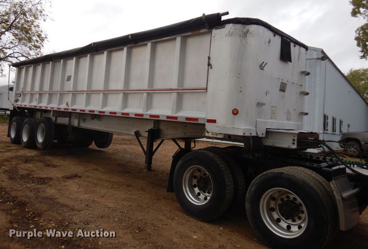 image for item JS9534 1994 East  end dump trailer