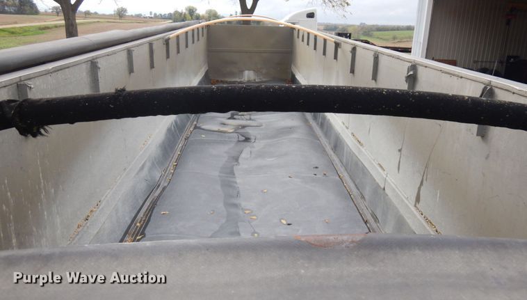 image for item JS9534 1994 East  end dump trailer