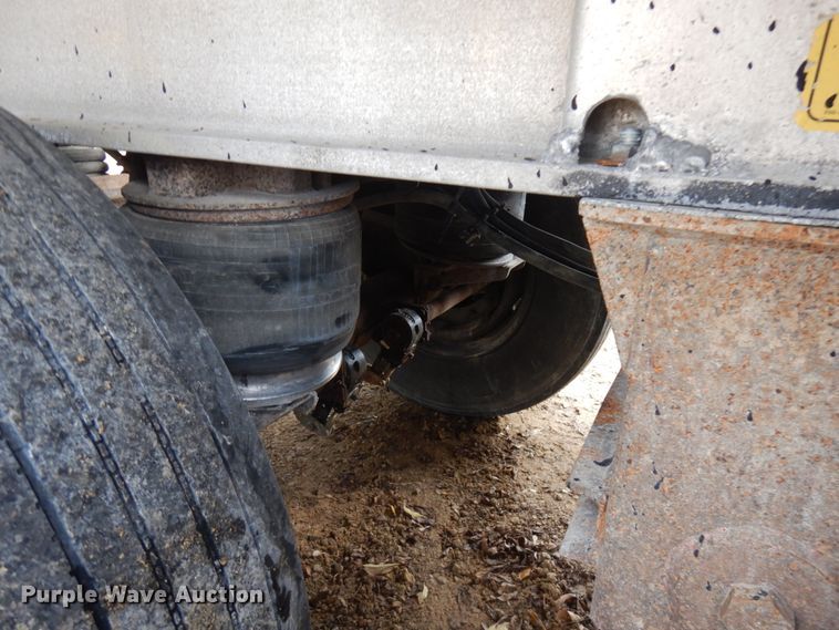 image for item JS9534 1994 East  end dump trailer