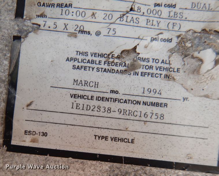 image for item JS9534 1994 East  end dump trailer