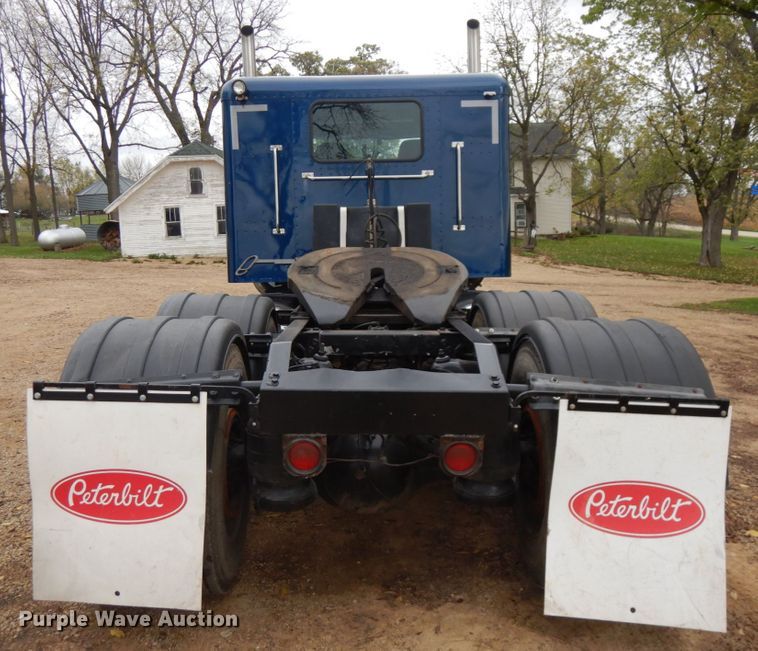 image for item JS9537 1997 Peterbilt 379  semi truck