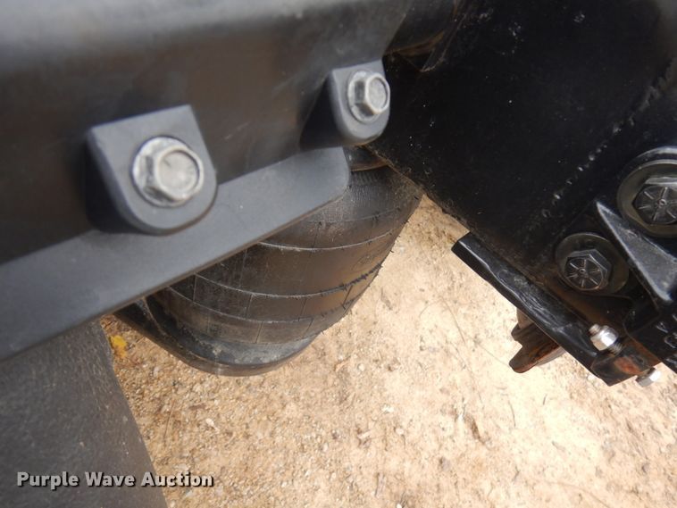 image for item JS9537 1997 Peterbilt 379  semi truck