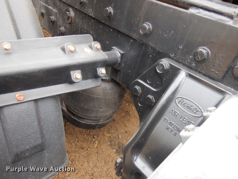 image for item JS9537 1997 Peterbilt 379  semi truck