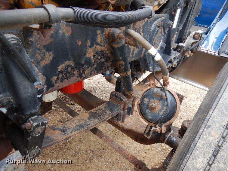 image for item JS9537 1997 Peterbilt 379  semi truck