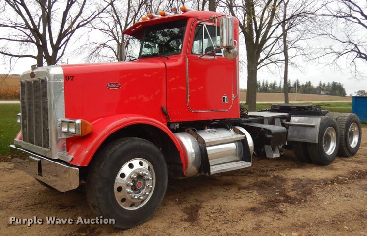 image for item JS9539 1997 Peterbilt 378  semi truck