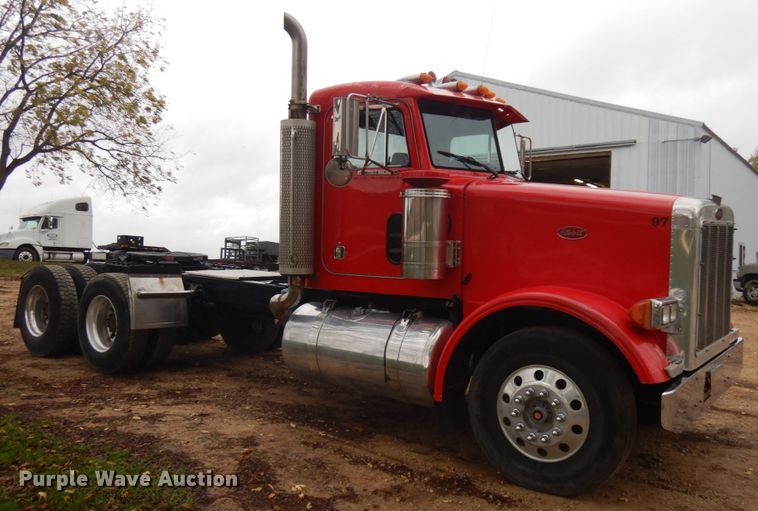 image for item JS9539 1997 Peterbilt 378  semi truck