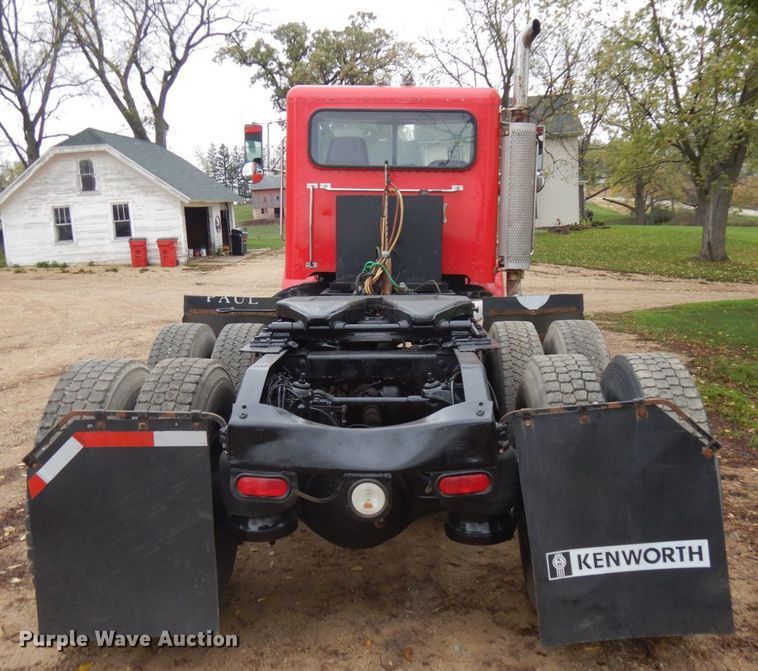 image for item JS9539 1997 Peterbilt 378  semi truck