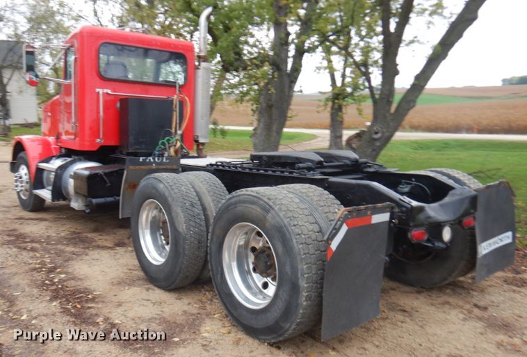 image for item JS9539 1997 Peterbilt 378  semi truck