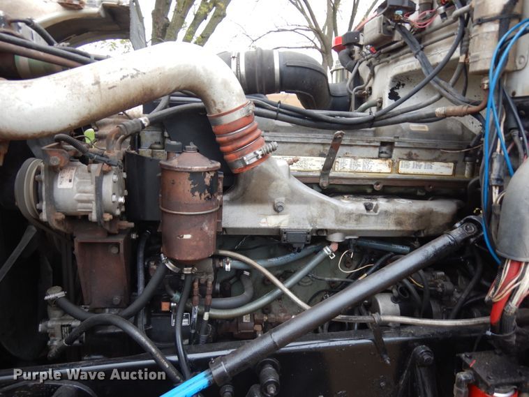 image for item JS9539 1997 Peterbilt 378  semi truck