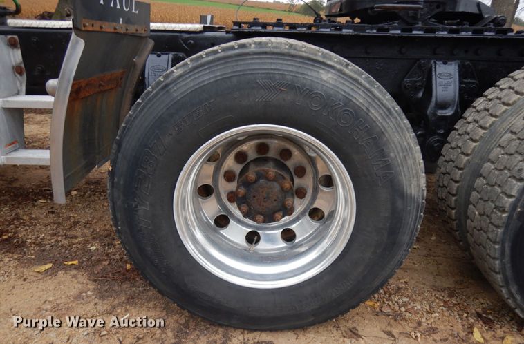 image for item JS9539 1997 Peterbilt 378  semi truck