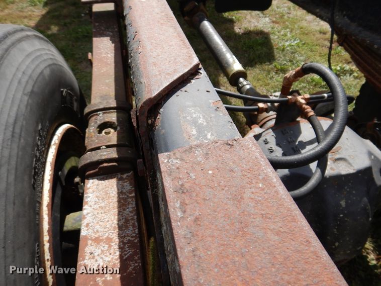 image for item KA9373 1998 Mack CS300P  truck cab and chassis