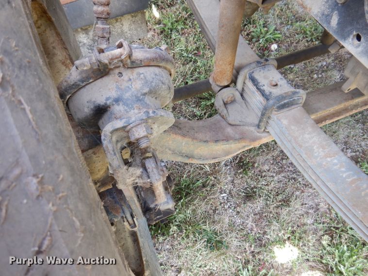 image for item KA9373 1998 Mack CS300P  truck cab and chassis