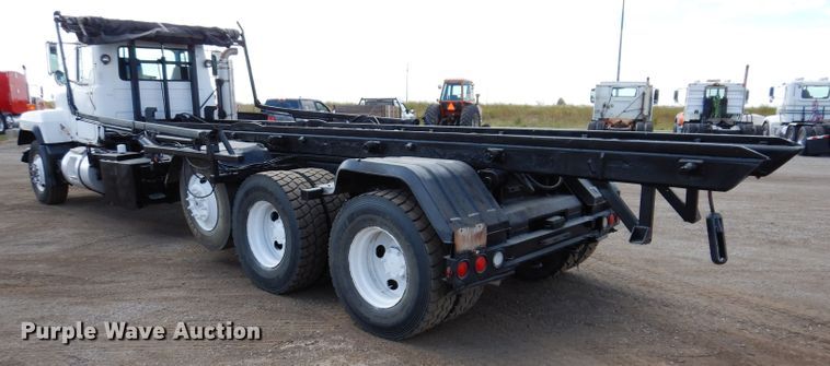 image for item KA9374 1998 Mack RD600  roll-off container truck