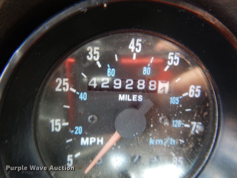 image for item KA9374 1998 Mack RD600  roll-off container truck