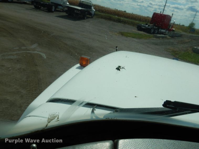 image for item KA9374 1998 Mack RD600  roll-off container truck