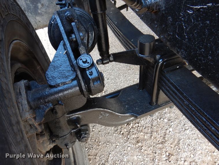 image for item KA9374 1998 Mack RD600  roll-off container truck