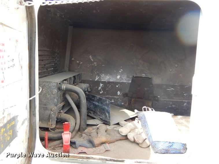 image for item KA9462 1986 Freightliner FLT  semi truck