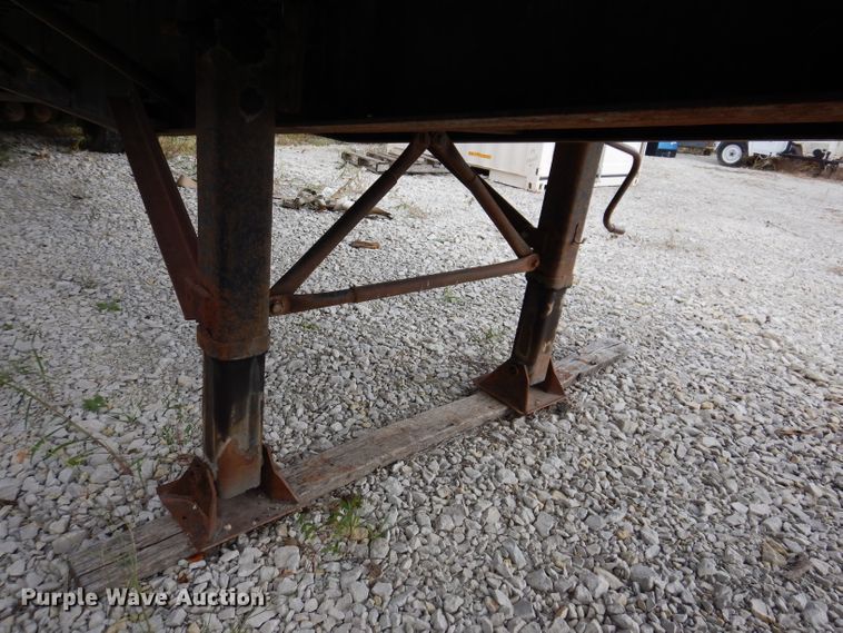 image for item KA9491 1988 Wilson Road Brute  flatbed trailer