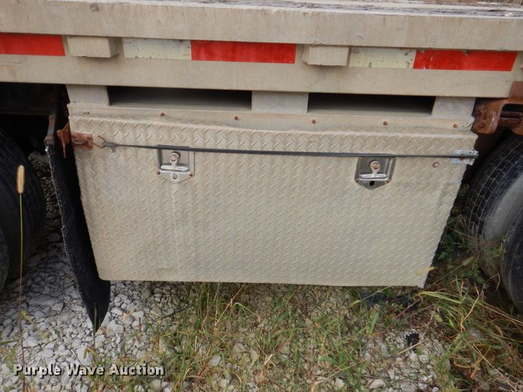 image for item KA9491 1988 Wilson Road Brute  flatbed trailer