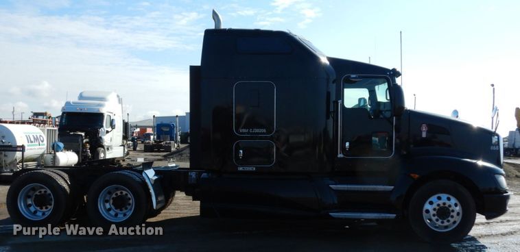 image for item KI9468 2012 Kenworth T660  semi truck