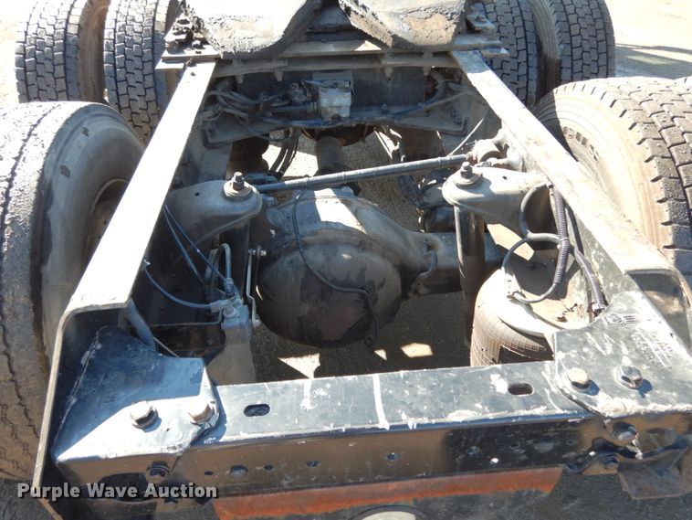 image for item KI9468 2012 Kenworth T660  semi truck